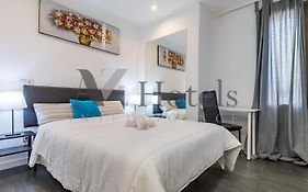 Ayz Ulises - Auto Check-In Property